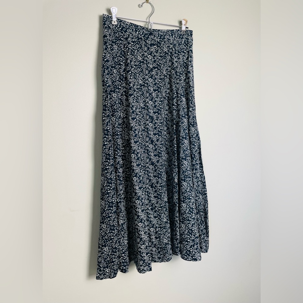 Vintage Black and White Floral Maxi Skirt - Picture 9 of 15